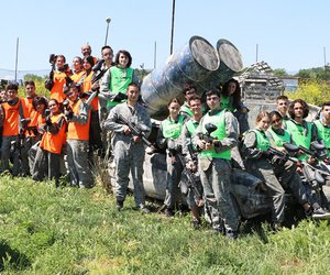 Takım Beceri İstasyonu Şampiyonları Paintball Oynadı