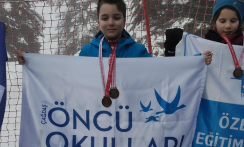 Bursa Okul Sporları Kayak Alp Disiplini’nde Gurur Tablosu