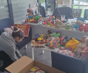 Bir Oyuncak, Bir Gülümseme: Dayanışmayla Büyüyen Oyuncak Evi Projesi 💛