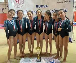 Bursa Okullararası Artistik Cimnastik İl Birinciliği'nde Büyük Başarı! 🥈🤸🏻‍♀️
