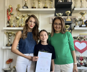 🎶 Okulumuz öğrencilerinden Irmak Boyrat, uluslararası geçerliliği olan ABRSM (The Associated Board of the Royal Schools of Music) sınavını başarıyla tamamlayarak 🎓 sertifikasını almaya hak kazandı. 👏
